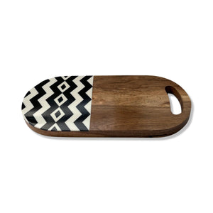 Wooden Cheeseboard with Black and White Zigzag Pattern