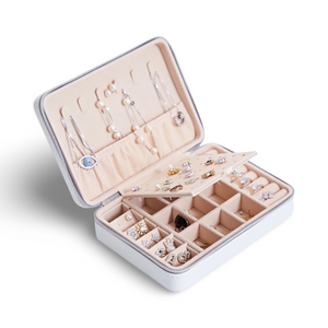 White Rectangular Jewelery Box