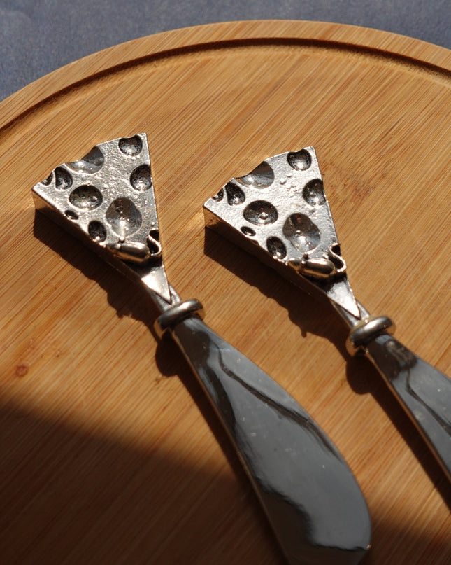 Casa Duniya Cheese Knife Chameli Cheese Spreader (set of 2)