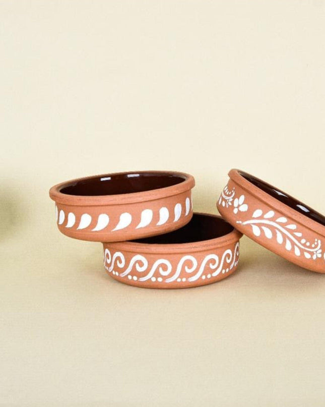 Casa Duniya Handcrafted Serving Bowls Clay Ramekins with Tribal Design (set of 3)