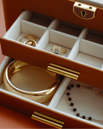 Casa Duniya Leather Jewelry Box with Lock and Key Detail Large Leather Jewelry Boxes