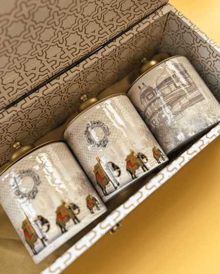Casa Duniya Wooden Elephant Box Lid Detail Hathi Box Set with 4 Jars