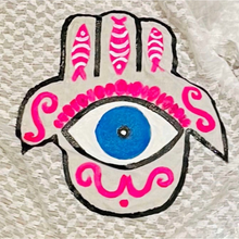 Load image into Gallery viewer, Hand-painted white kaftan with Pink Hamsa
