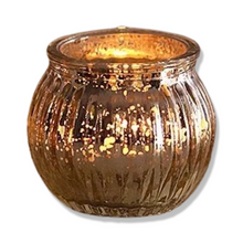 Load image into Gallery viewer, Gold Oud Candle
